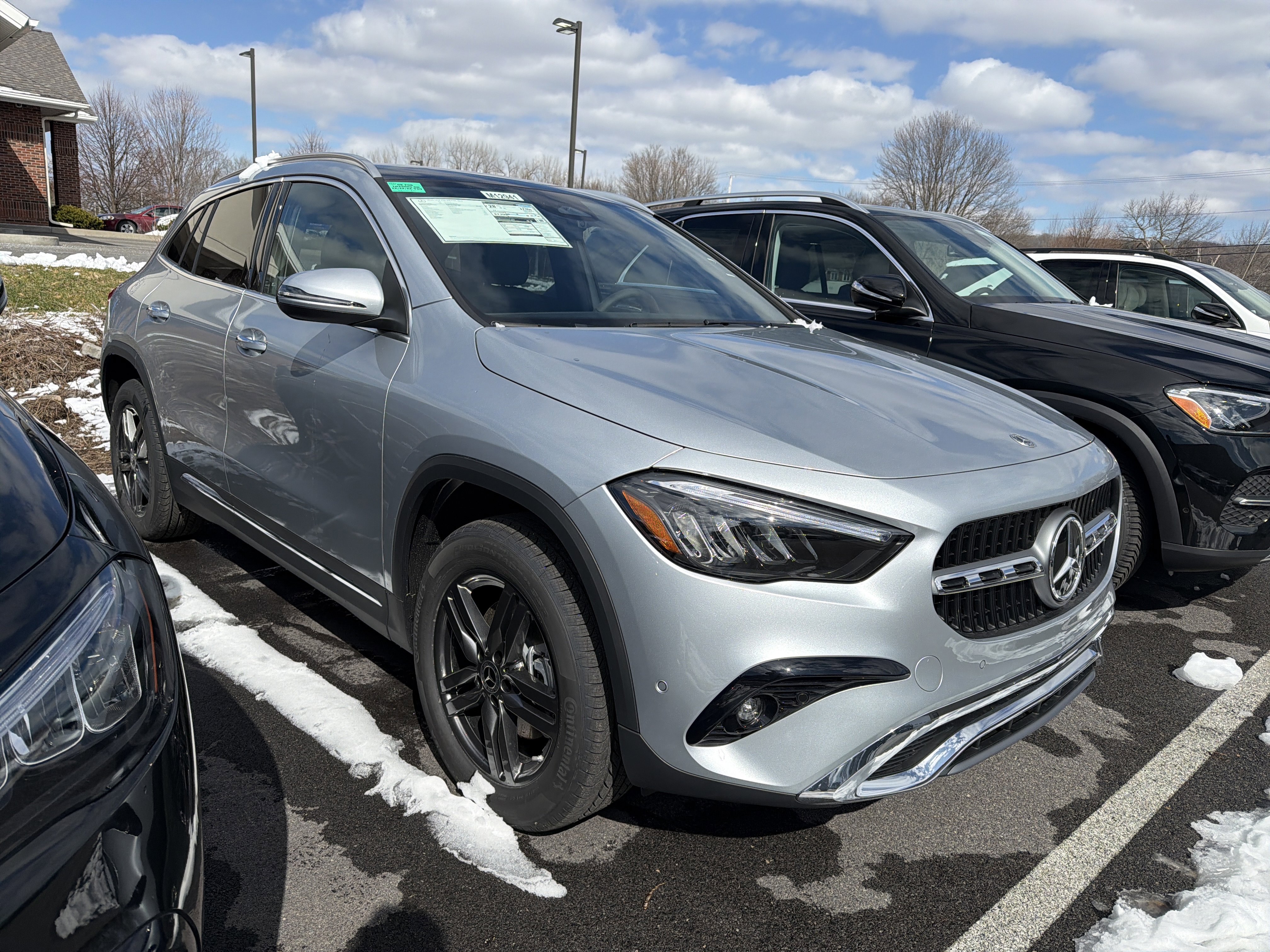 New 2026 Mercedes-Benz GLA 250 4MATIC image 2