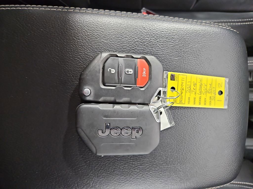 Used 2021 Jeep Wrangler Unlimited Sahara image 29