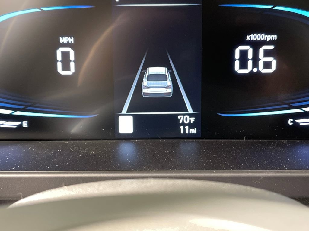 New 2026 Hyundai Elantra Sport FWD image 21