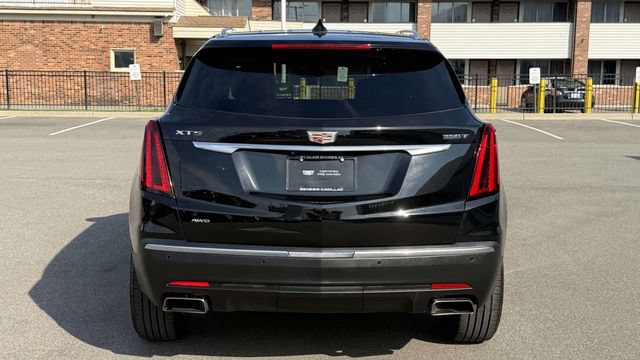 Certified 2024 Cadillac XT5 Luxury w/ LPO, Floor Liner Package AWD/4WD image 36