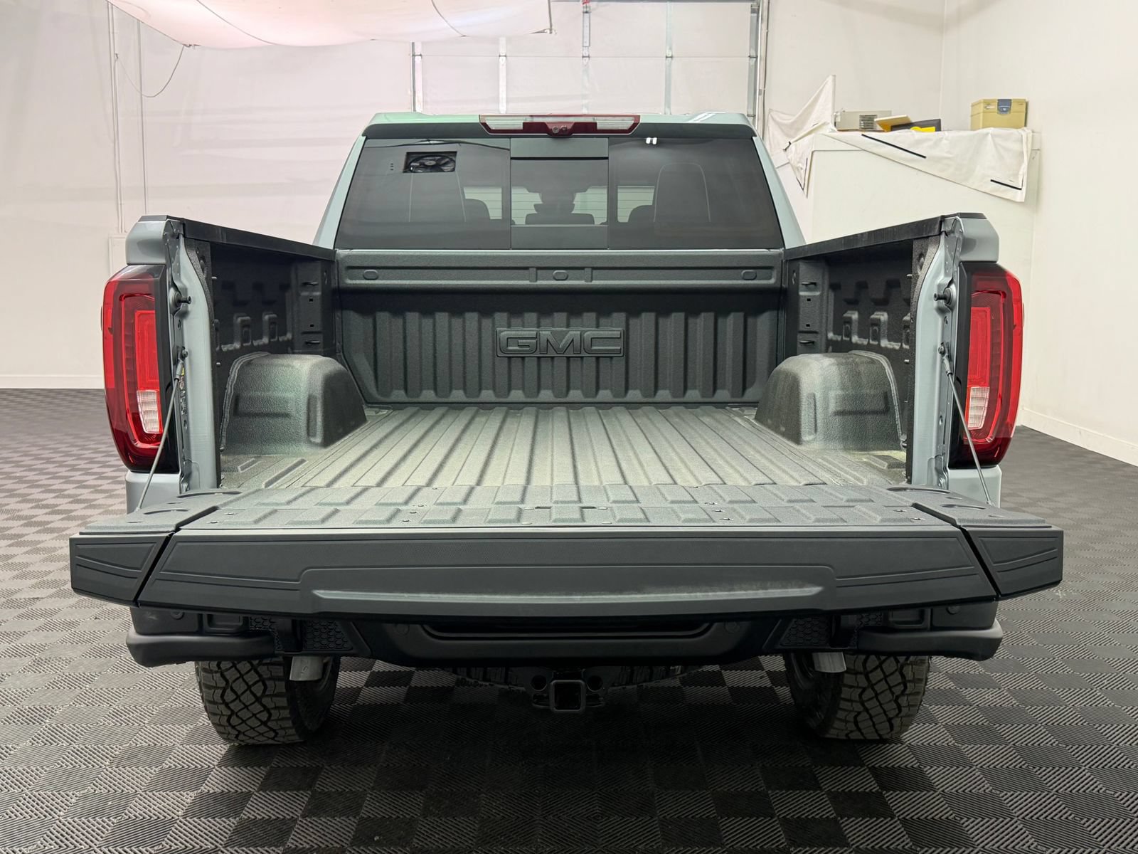 New 2026 GMC Sierra 1500 AT4X w/ AT4X AEV Edition AWD/4WD image 22