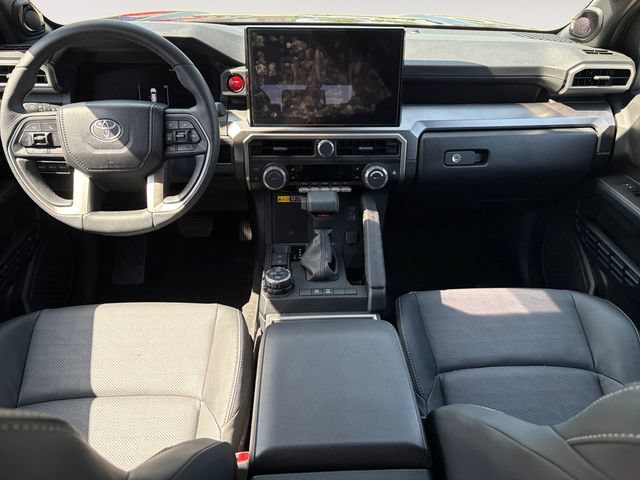 Used 2025 Toyota 4Runner TRD Off-Road Premium AWD/4WD image 10
