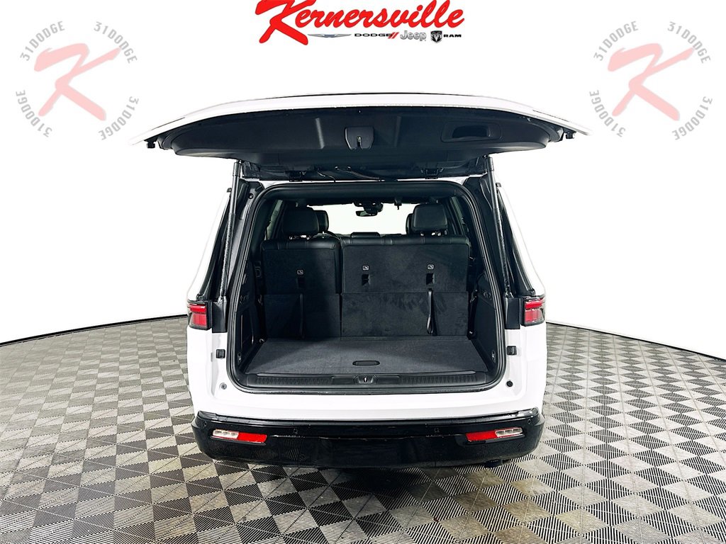 New 2025 Jeep Wagoneer Series II image 16