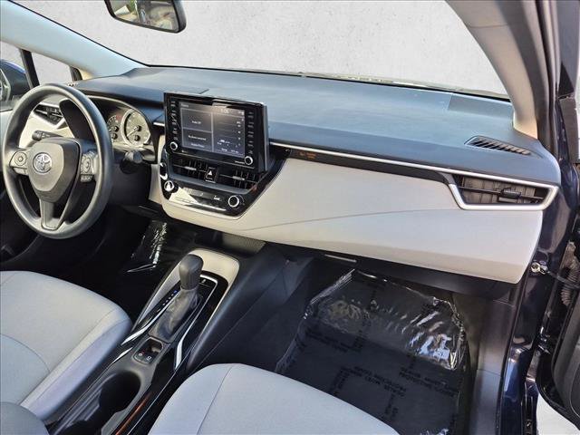 Used 2022 Toyota Corolla LE w/ LE Convenience Package FWD image 19