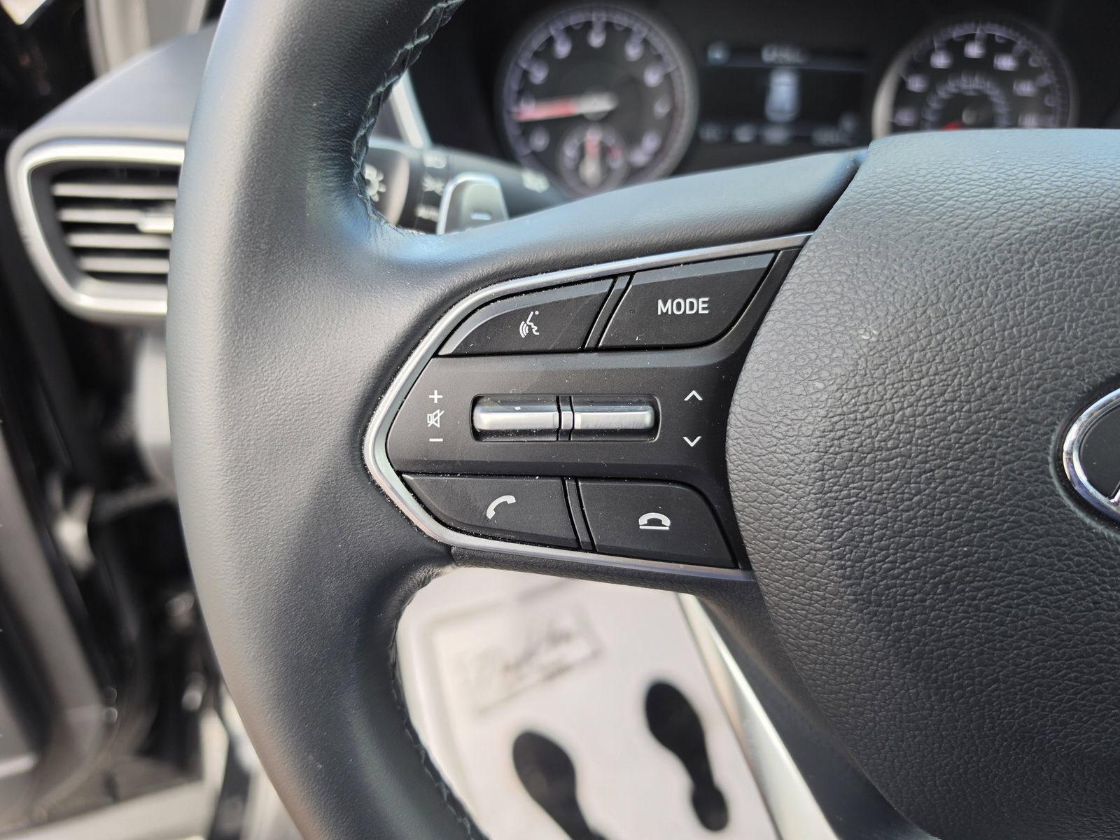 Used 2023 Hyundai Santa Fe SEL FWD image 31