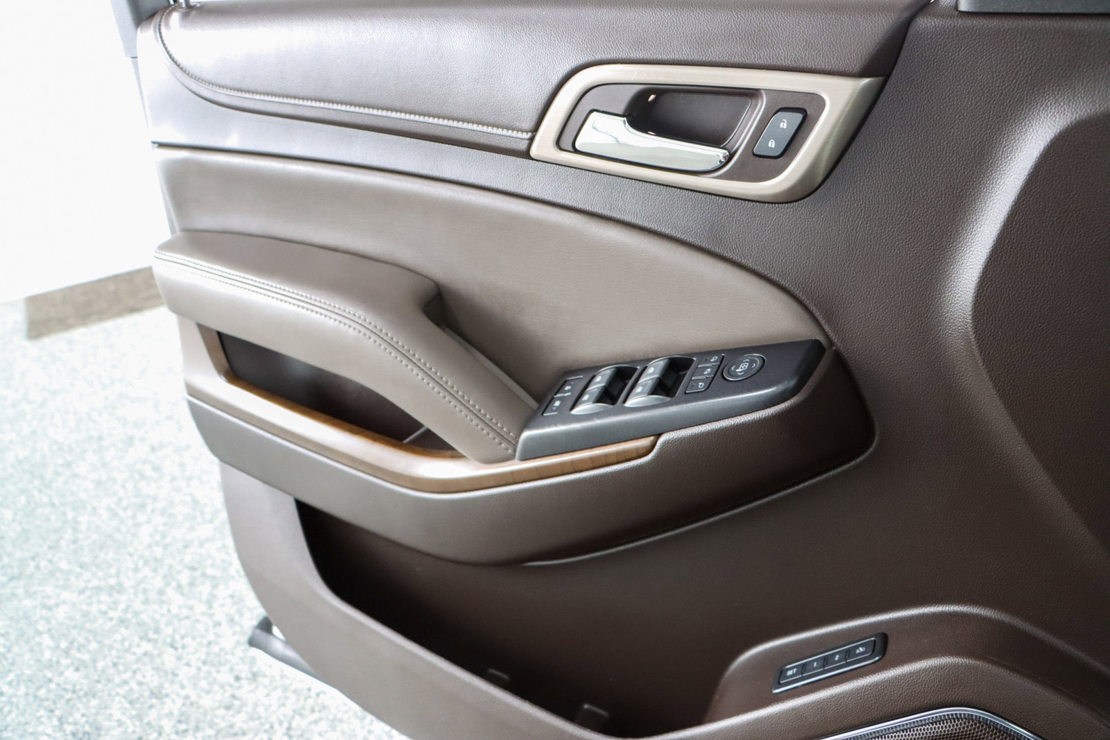 Used 2018 GMC Yukon Denali w/ Denali Ultimate Package image 27