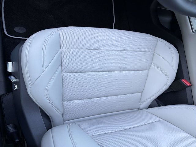 New 2026 Lincoln Nautilus Premier w/ Equipment Group 102A AWD/4WD image 11