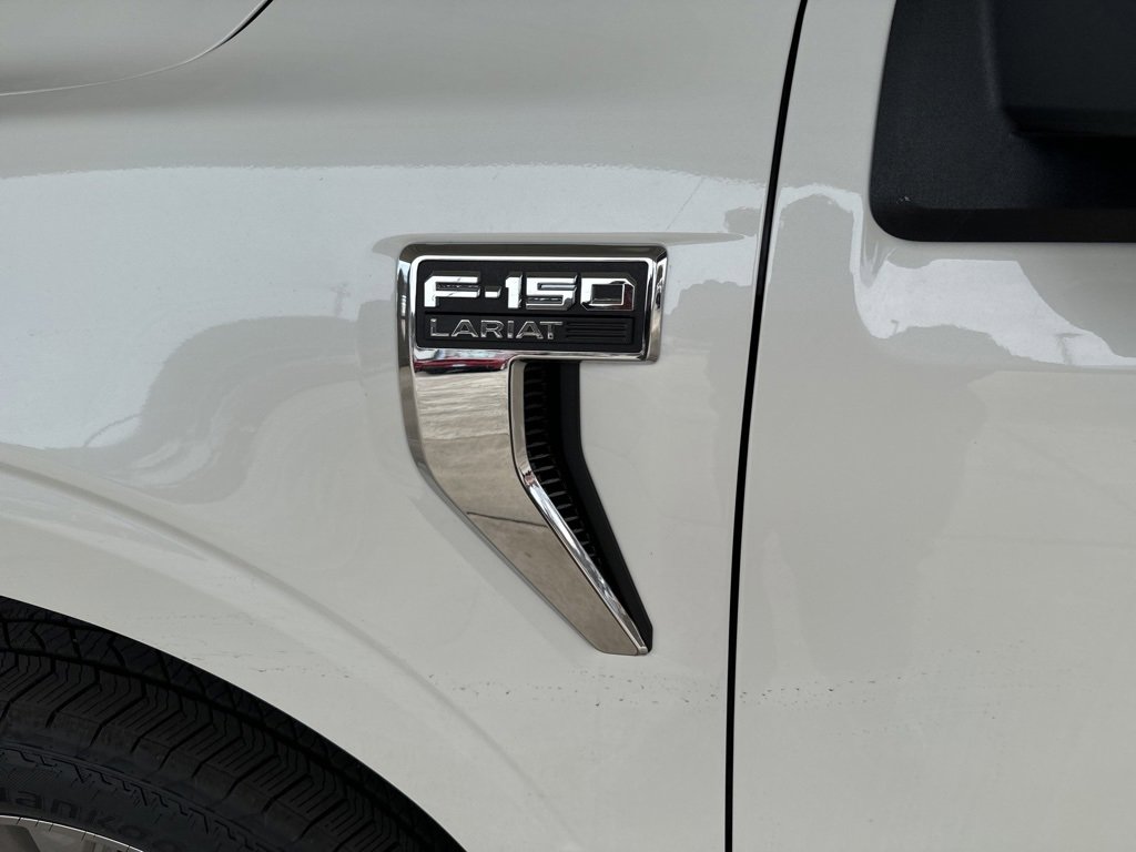 New 2025 Ford F150 Lariat w/ Equipment Group 502A High image 29