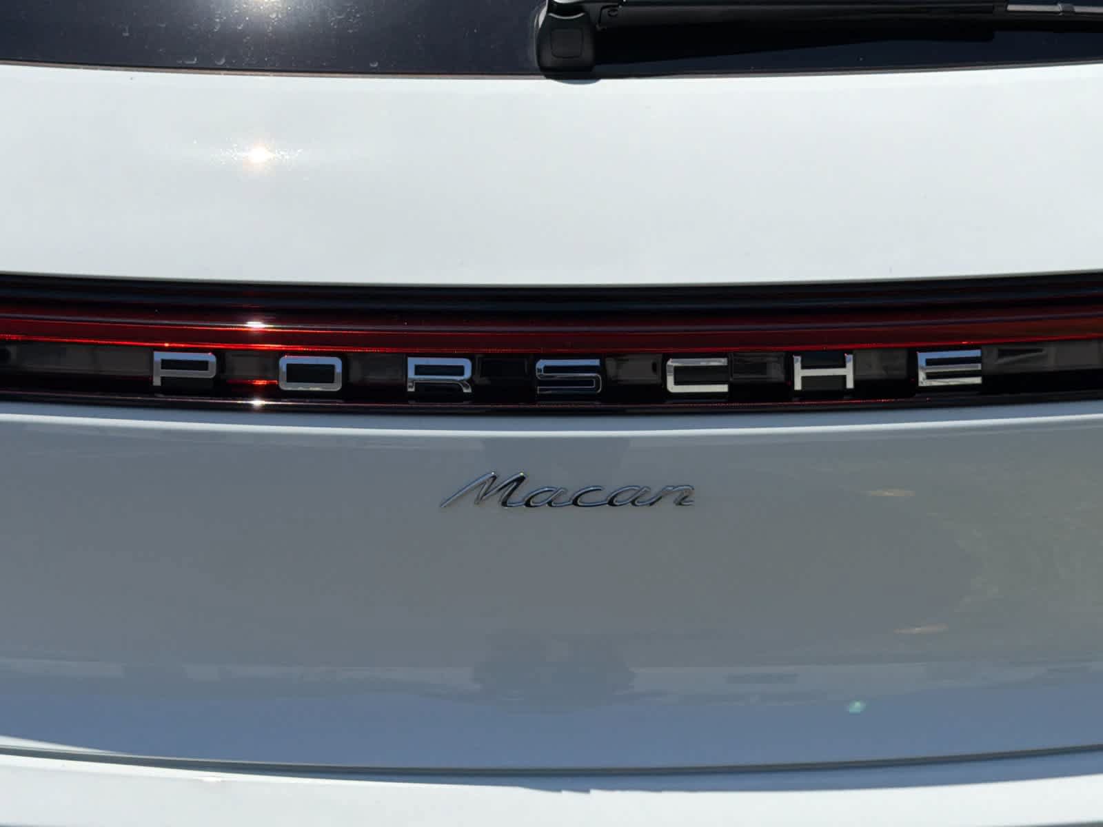 New 2026 Porsche Macan AWD/4WD image 31