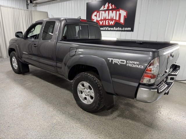 Used 2015 Toyota Tacoma 4x4 Access Cab V6 w/ TRD Off-Road Package image 6