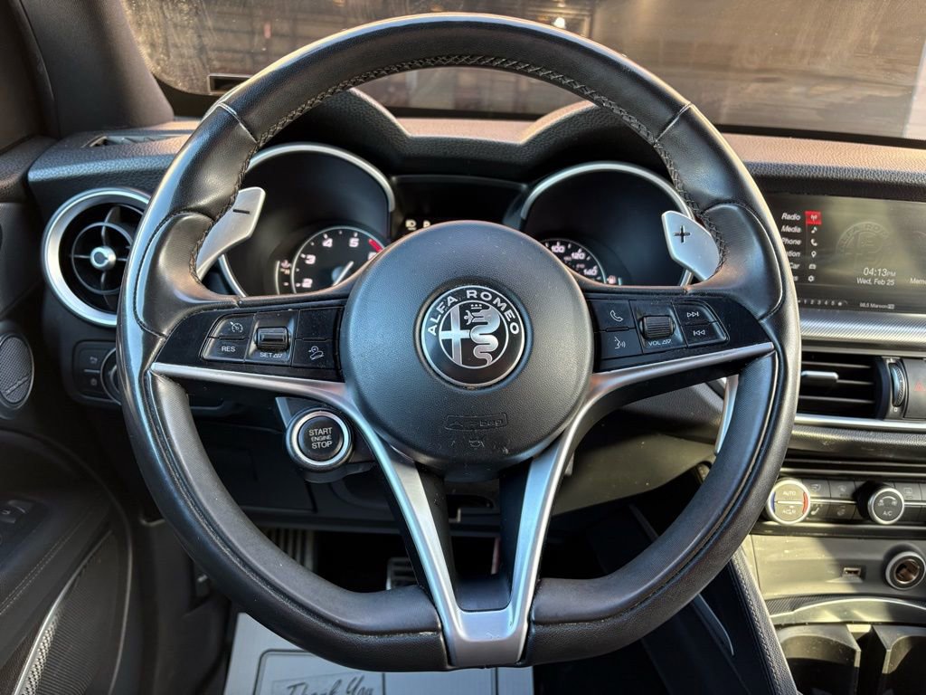 Used 2018 Alfa Romeo Stelvio Ti Sport image 31