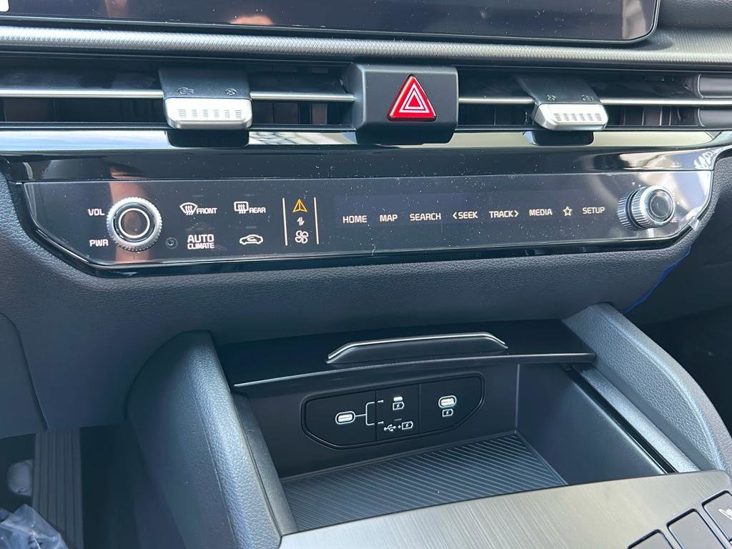 New 2026 Kia Sportage S image 21