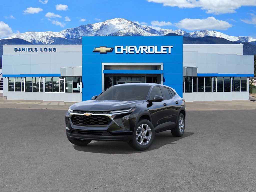 New 2026 Chevrolet Trax LS image 8