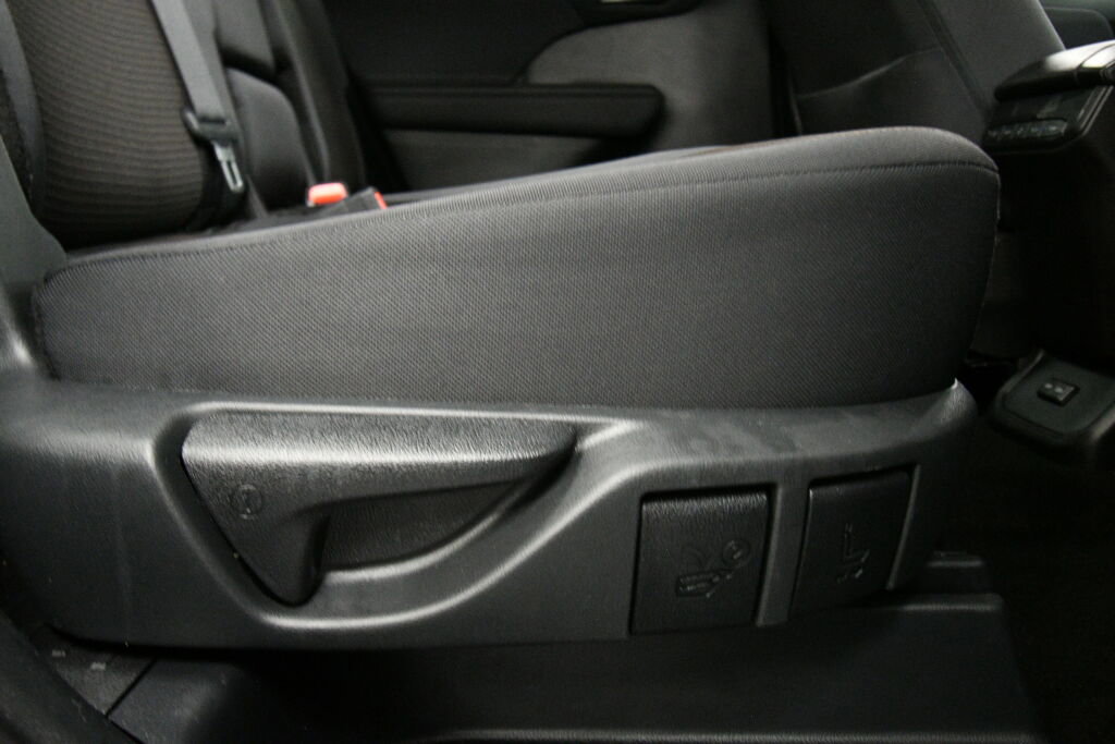 Certified 2024 Toyota Highlander LE image 25