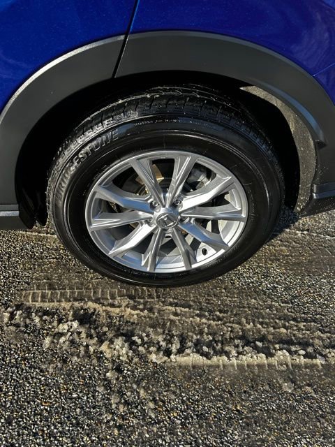 Used 2025 Honda CR-V EX image 7