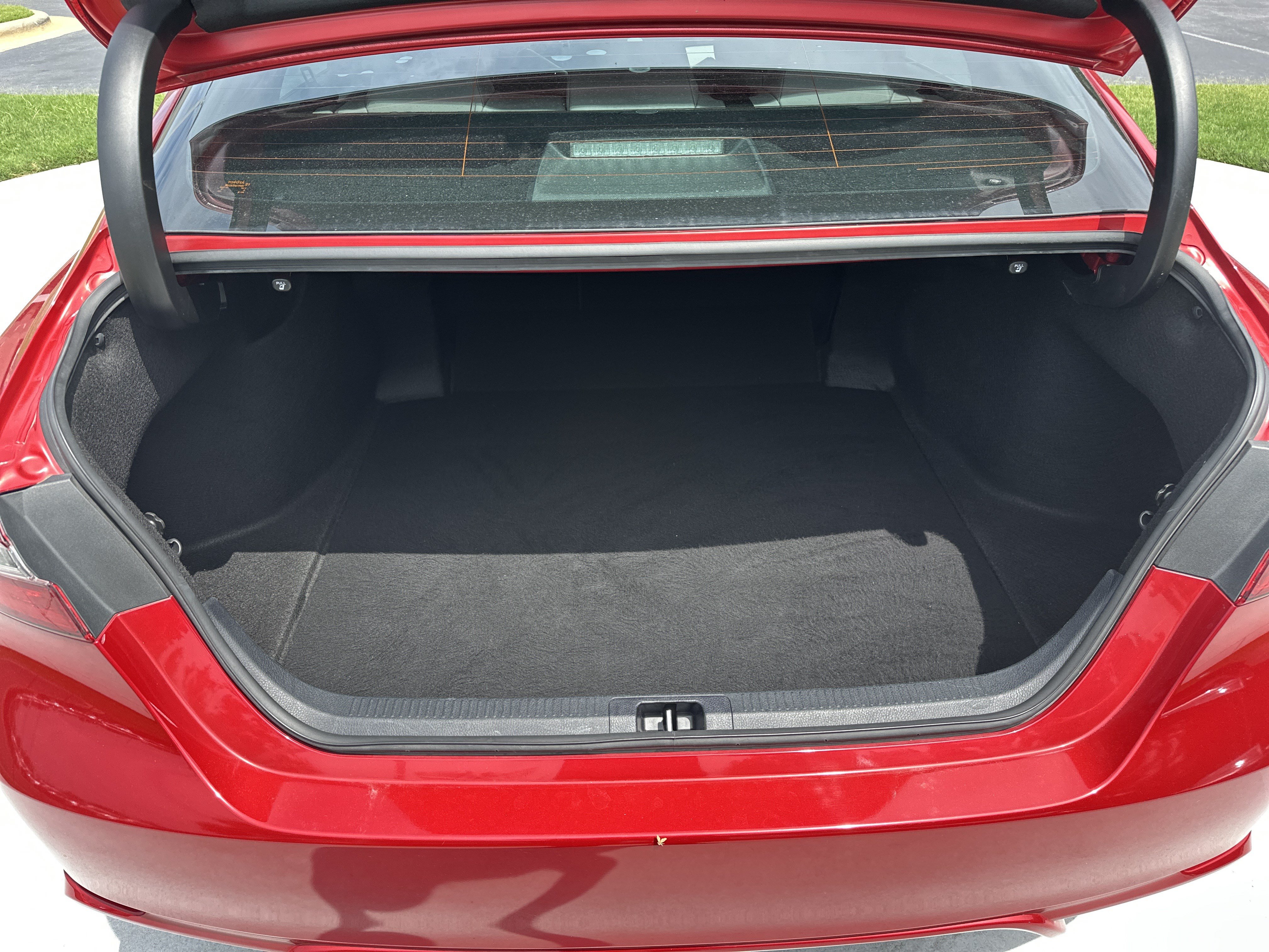 Certified 2022 Toyota Camry SE FWD image 32