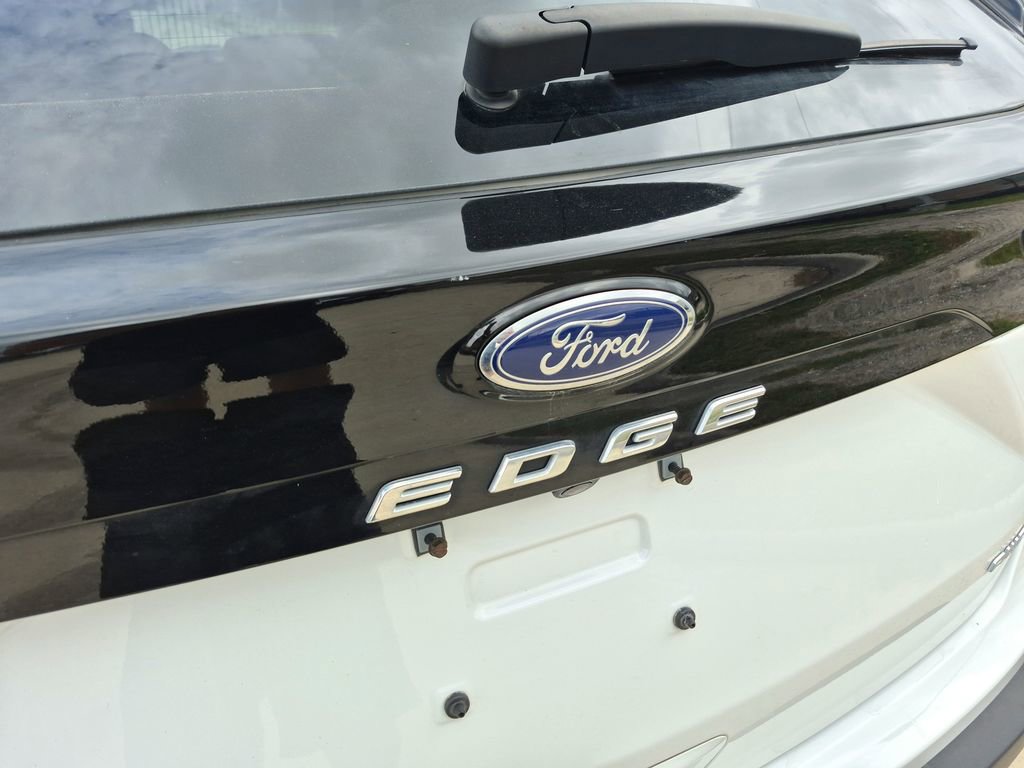Used 2024 Ford Edge SE image 29