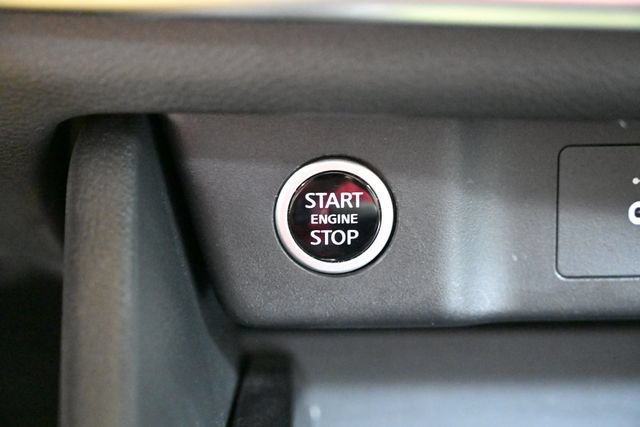 Used 2023 Nissan Rogue SV FWD image 30