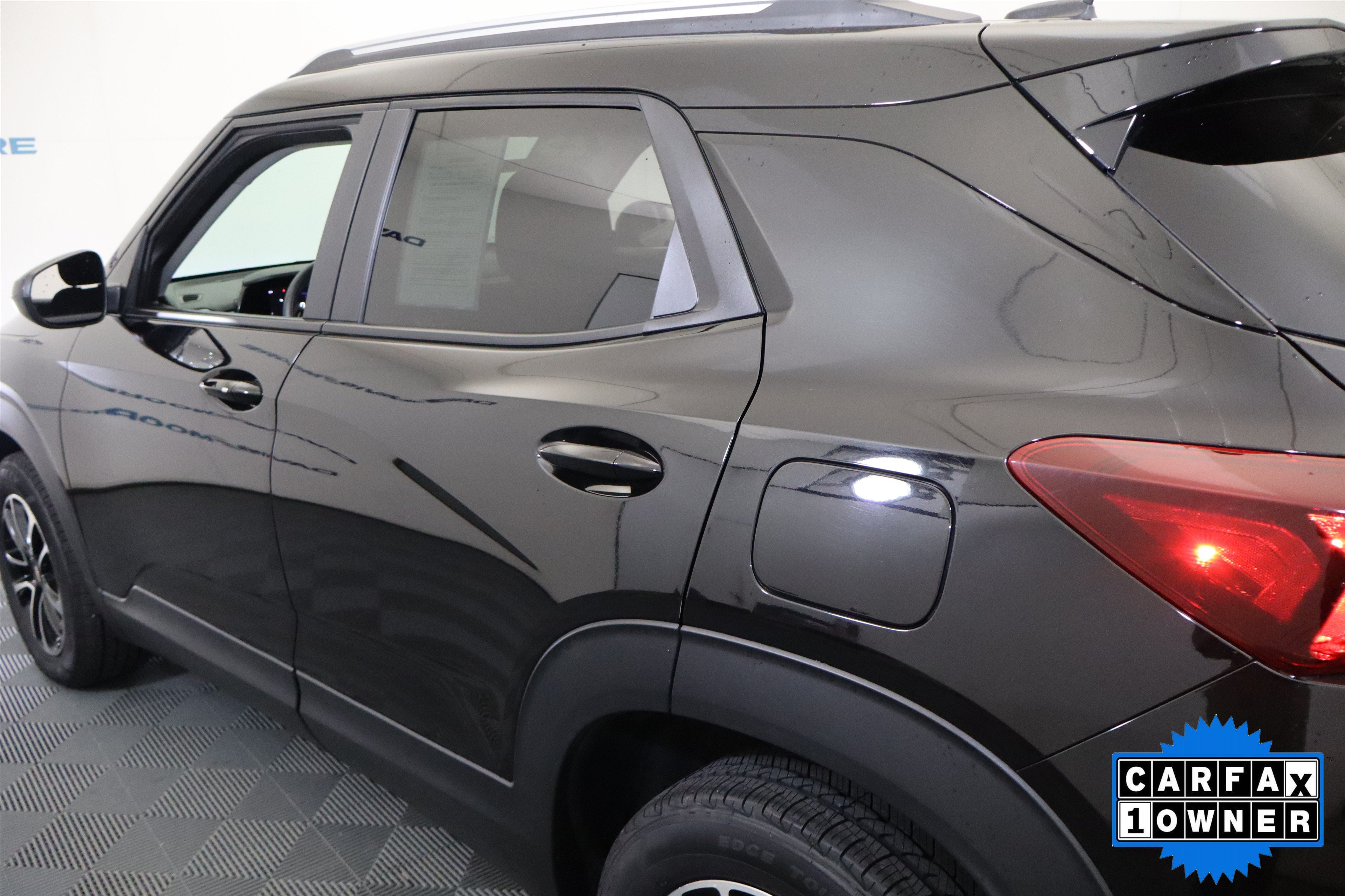 Used 2025 Chevrolet TrailBlazer LT AWD/4WD image 11