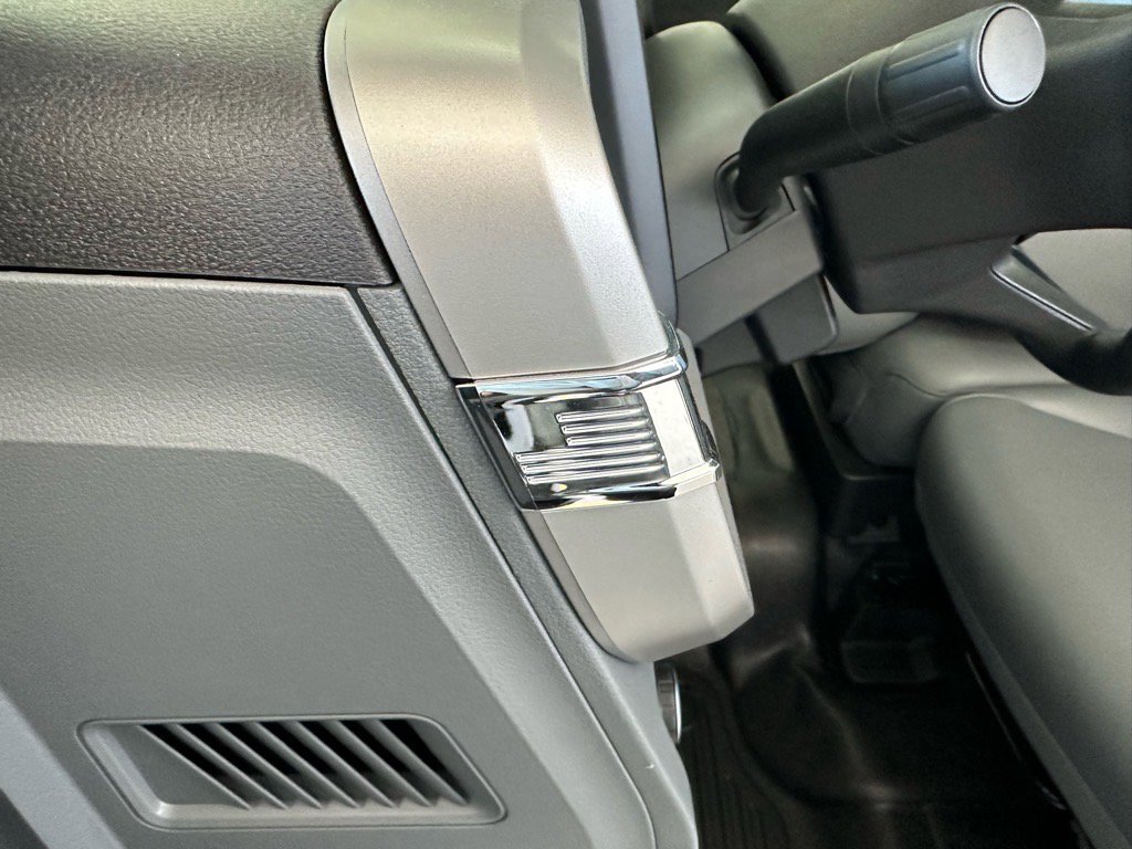 New 2026 Ford F350 XL w/ XL Chrome Package image 38