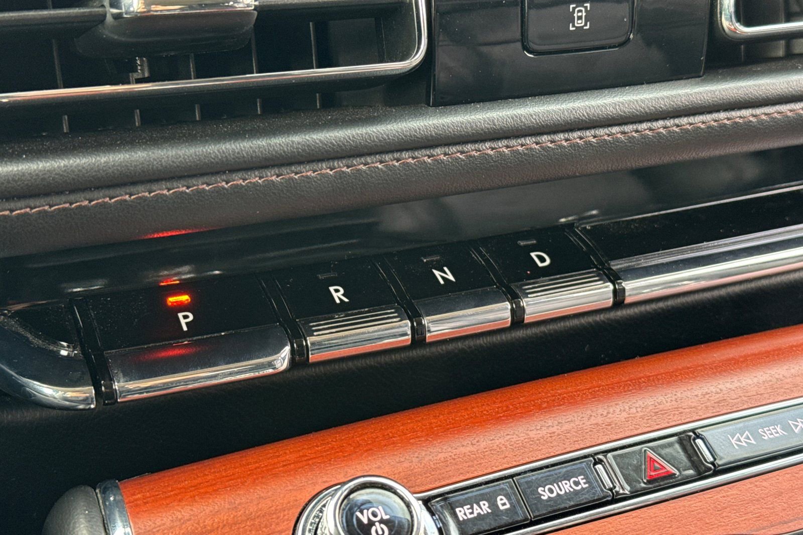 Certified 2022 Lincoln Aviator Grand Touring w/ Elements Package Plus image 21