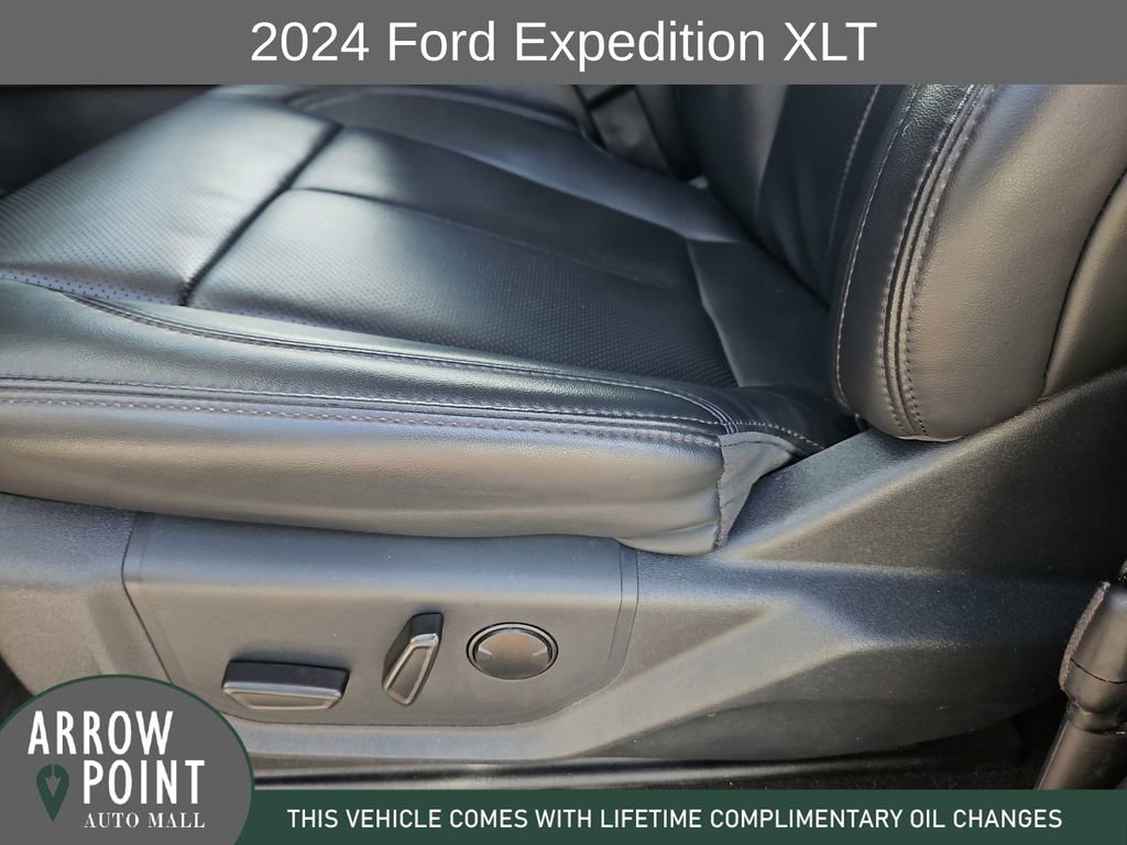 Used 2024 Ford Expedition XLT image 23