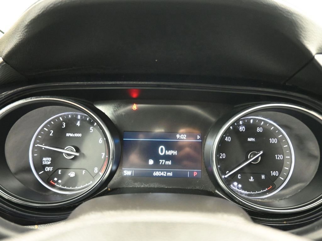 Used 2021 Buick Encore GX Select w/ Sport Touring Package FWD image 16