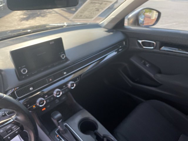 Certified 2022 Honda Civic EX image 18