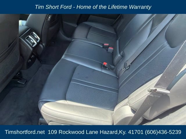 Used 2023 Kia Sorento S w/ Panoramic Sunroof Package AWD/4WD image 9