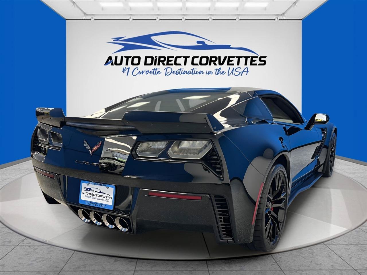 Used 2018 Chevrolet Corvette Z06 RWD image 16