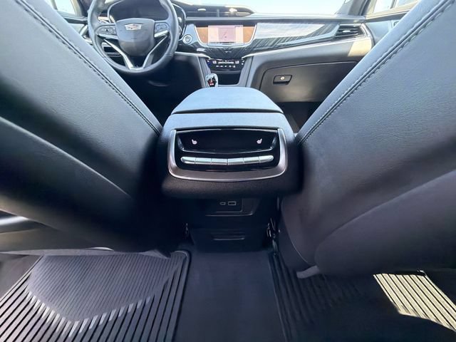 Certified 2023 Cadillac XT6 Premium Luxury FWD image 23
