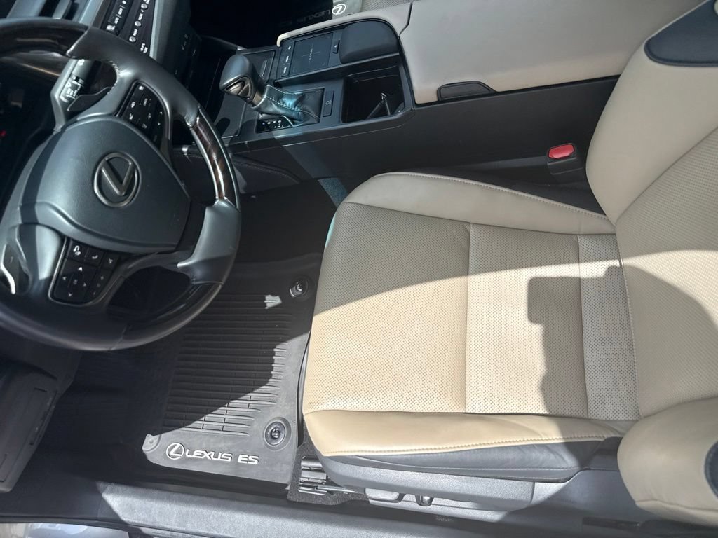 Used 2020 Lexus ES 350 w/ Premium Package FWD image 14