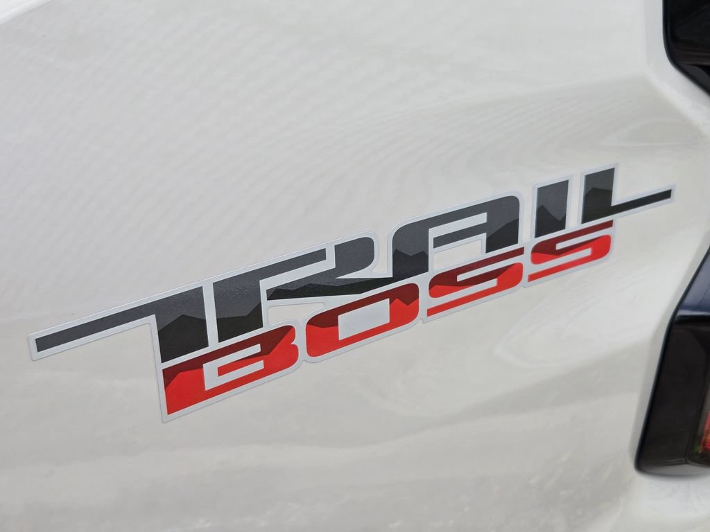 New 2026 Chevrolet Colorado Trail Boss AWD/4WD image 12