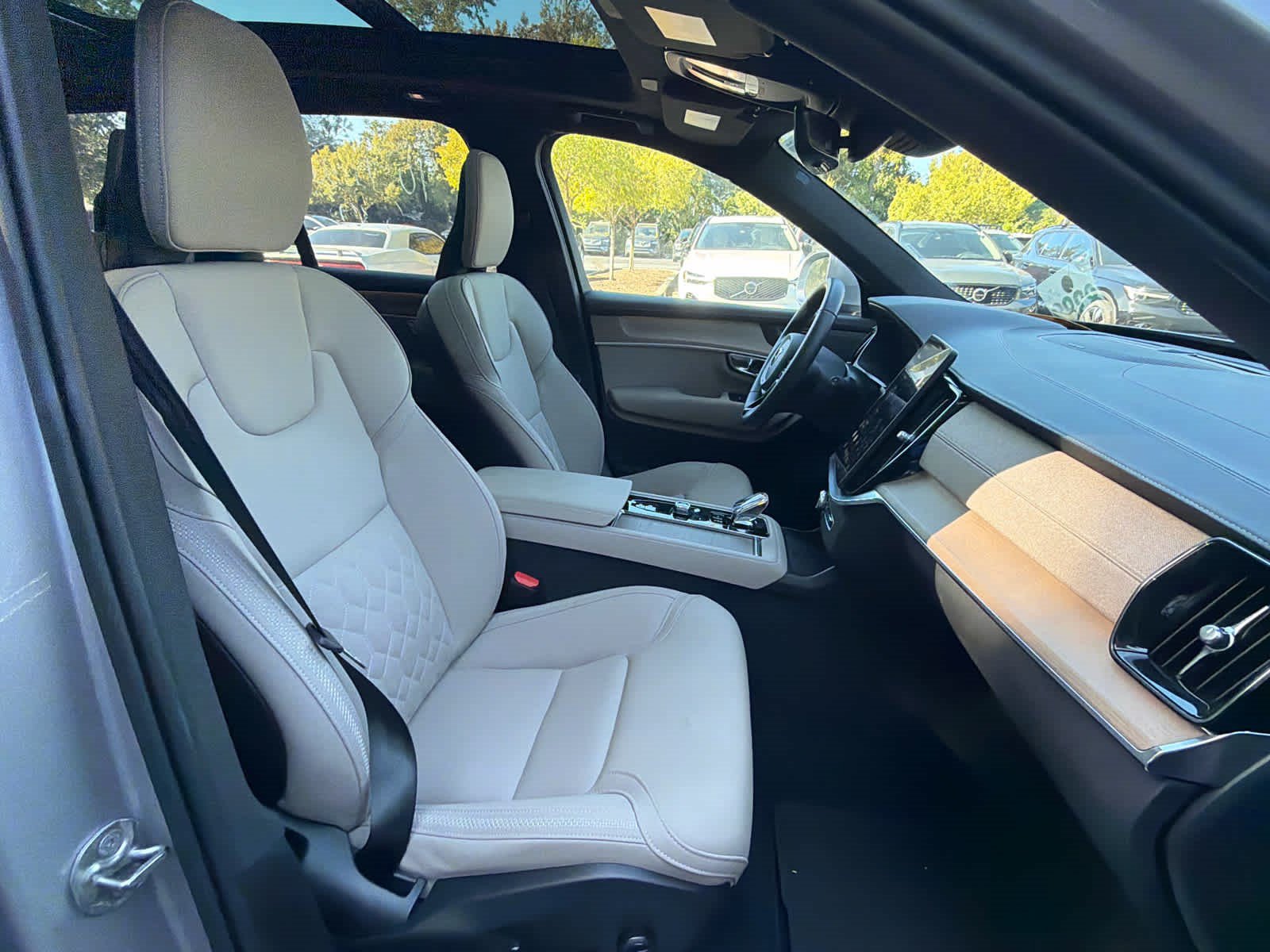 Used 2026 Volvo XC90 B6 Plus AWD/4WD image 17