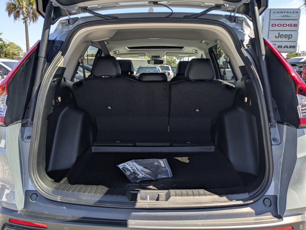 Used 2026 Honda CR-V EX-L image 12