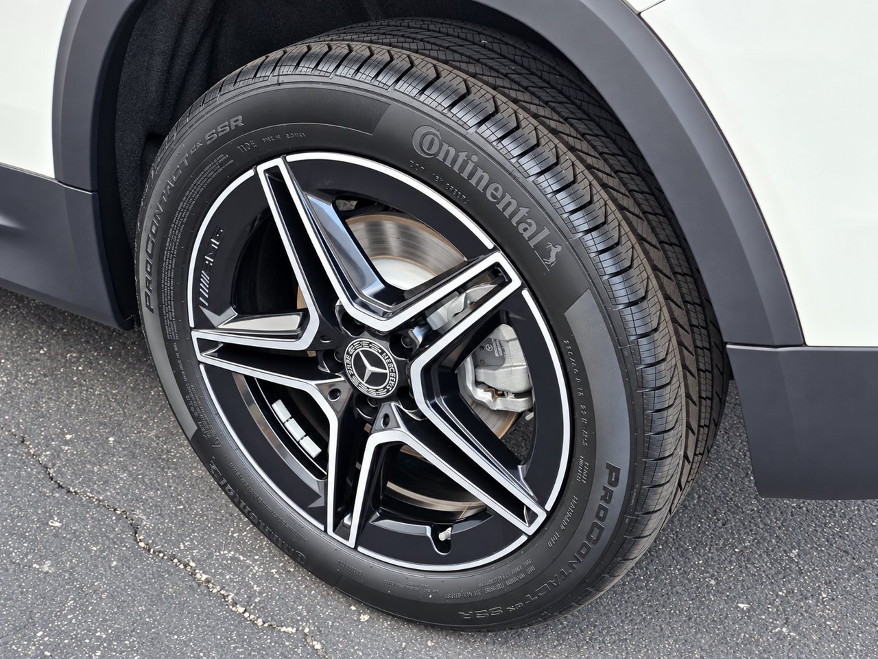 New 2026 Mercedes-Benz GLB 250 4MATIC image 12