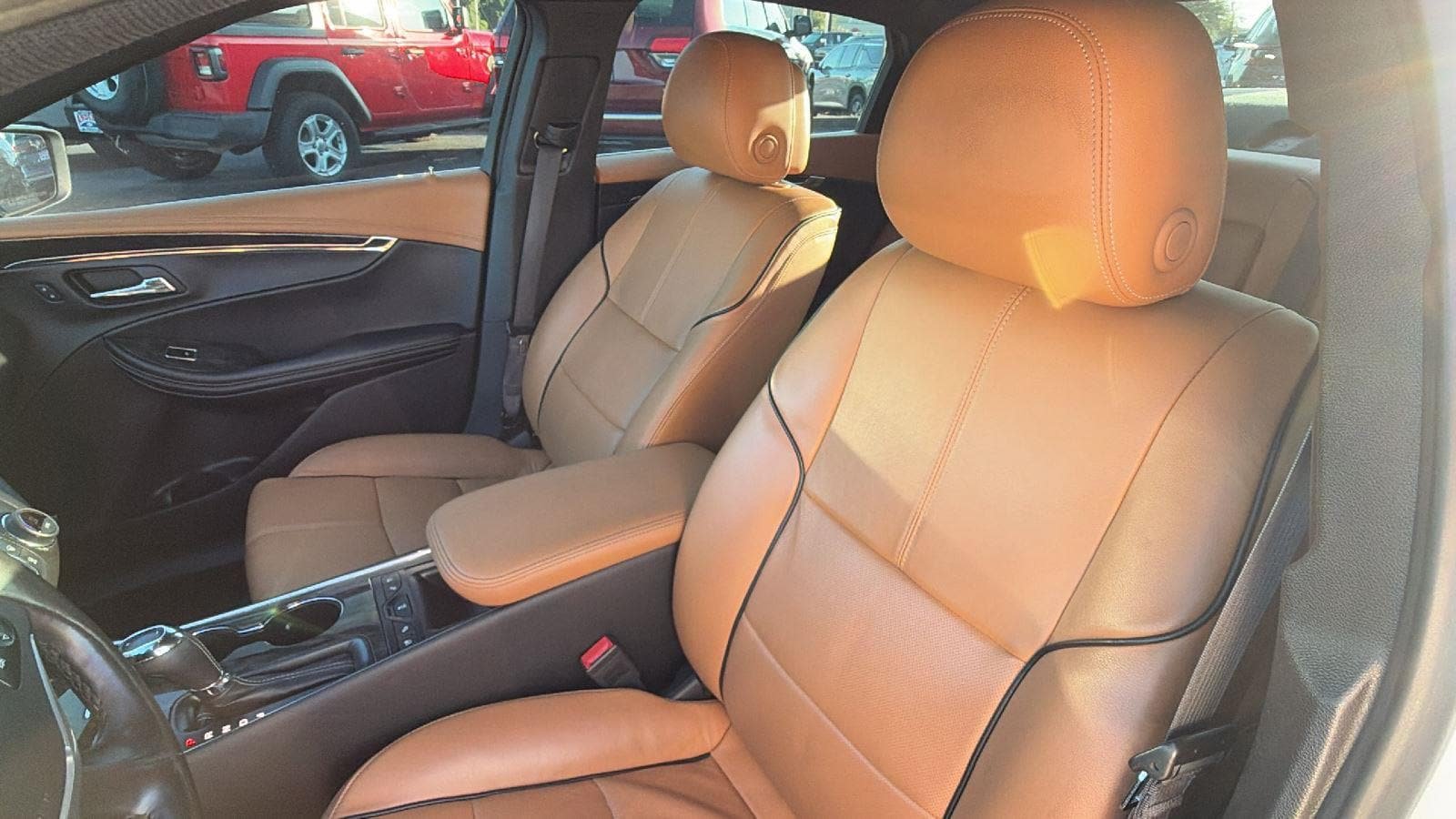 Used 2014 Chevrolet Impala LTZ FWD image 5