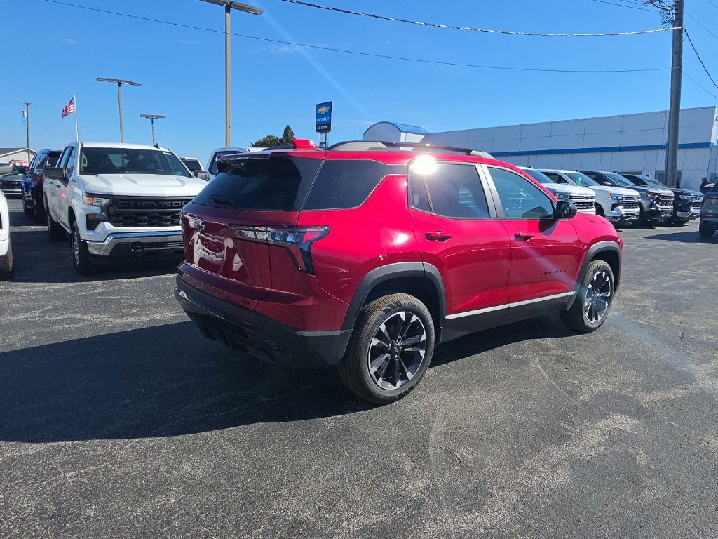 New 2027 Chevrolet Equinox RS w/ Safety and Technology Package FWD image 6