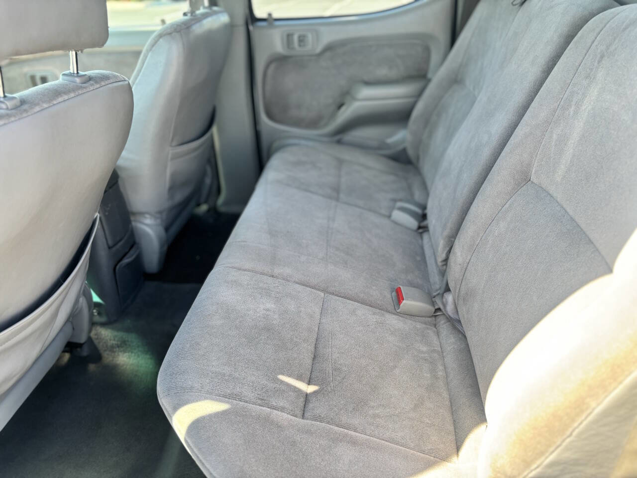 Used 2004 Toyota Tacoma PreRunner RWD image 23