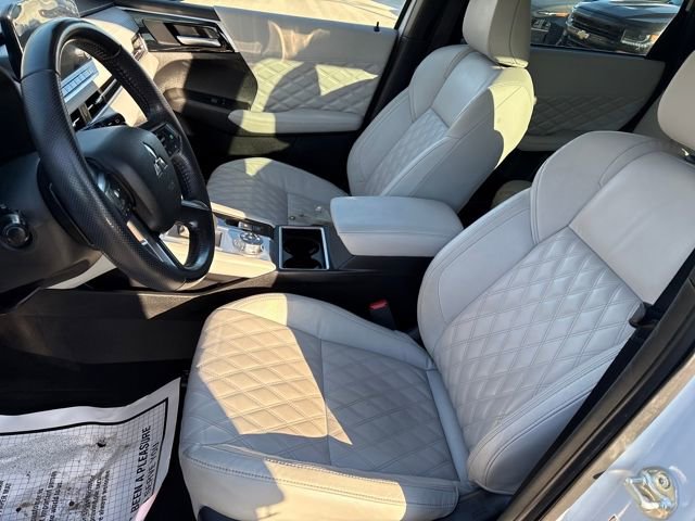 Used 2022 Mitsubishi Outlander SEL image 9