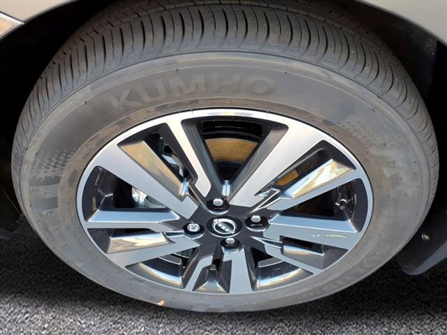 Certified 2025 Nissan Versa SV w/ Trunk Package FWD image 8