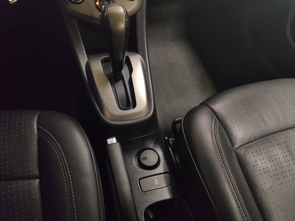 Used 2016 Chevrolet Sonic LTZ FWD image 26