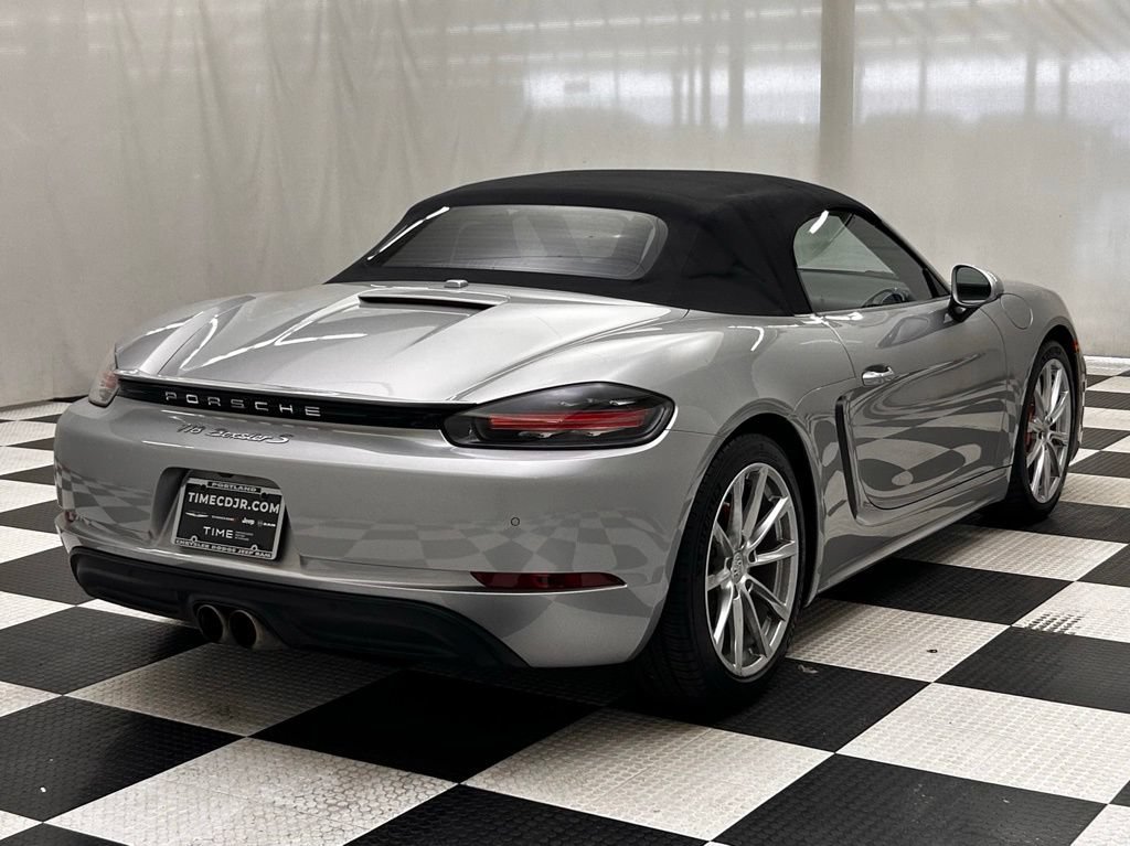 Used 2017 Porsche 718 Boxster S RWD image 7