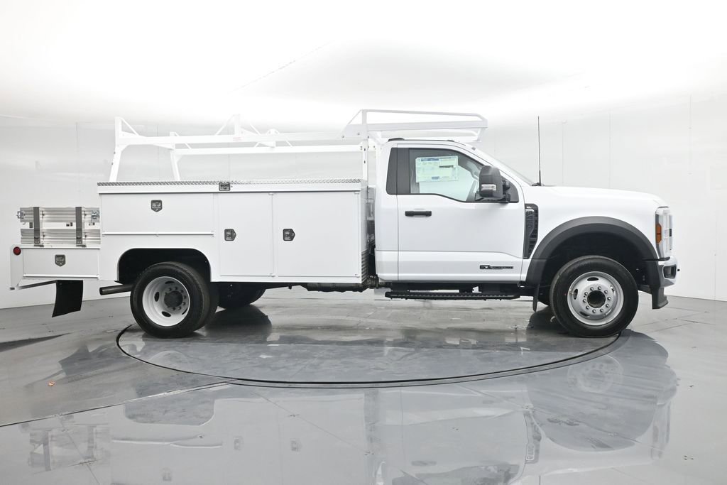 New 2025 Ford F450 XL w/ XL Chrome Package image 38