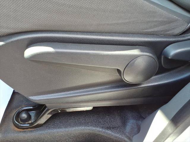 Used 2020 Nissan NV200 S FWD image 11
