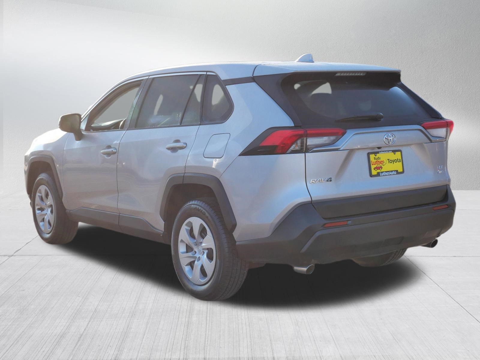 Certified 2023 Toyota RAV4 LE AWD/4WD image 6