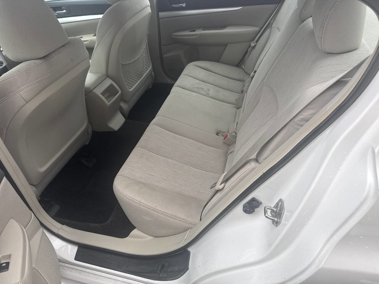 Used 2014 Subaru Legacy 2.5i w/ Alloy Wheel Package image 8