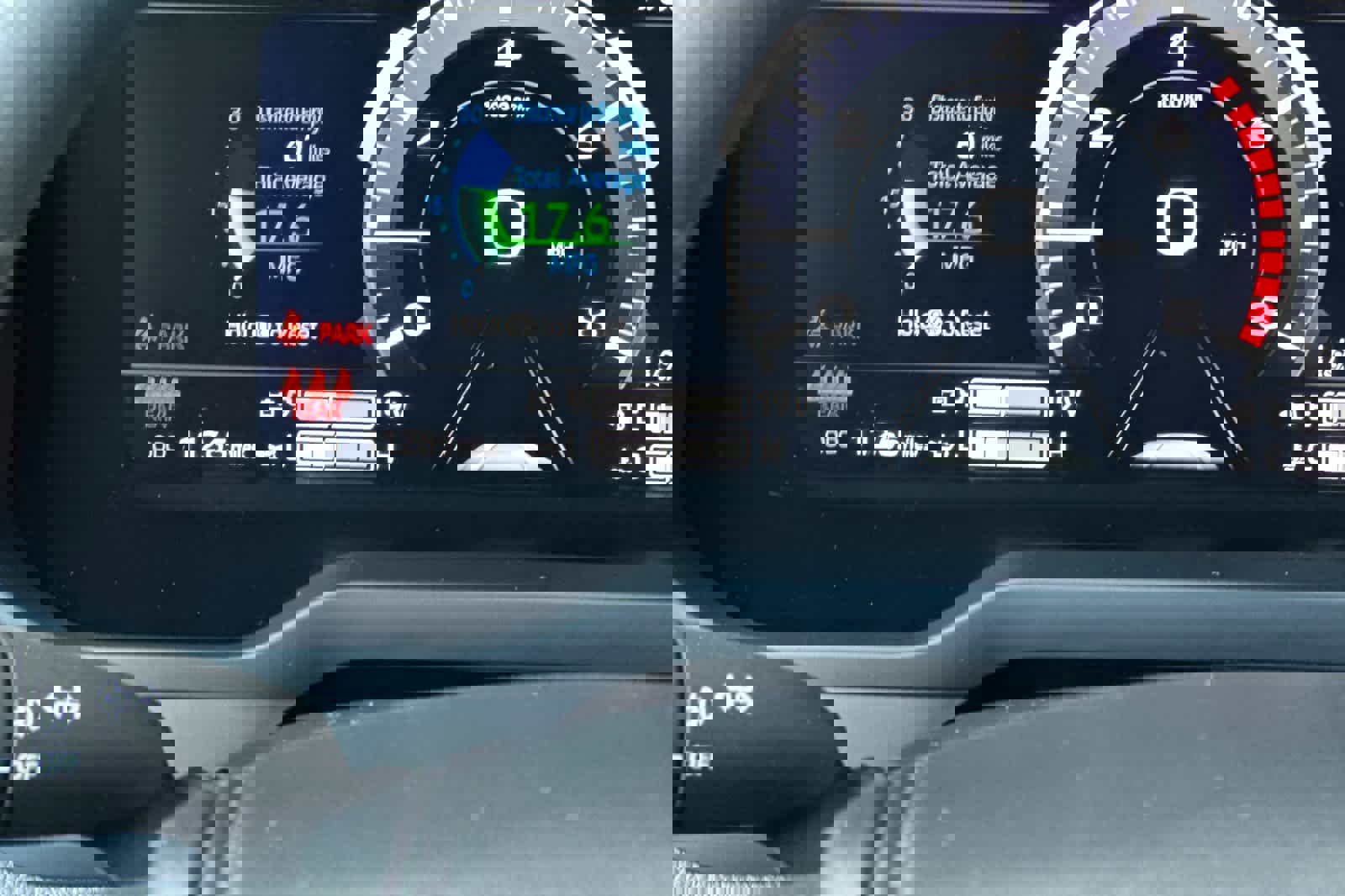 Used 2025 Toyota Tundra Limited image 24