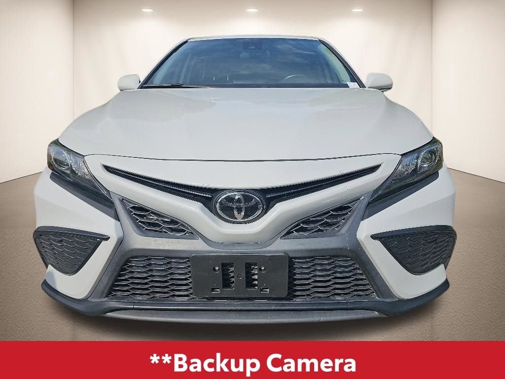 Used 2024 Toyota Camry SE FWD image 5