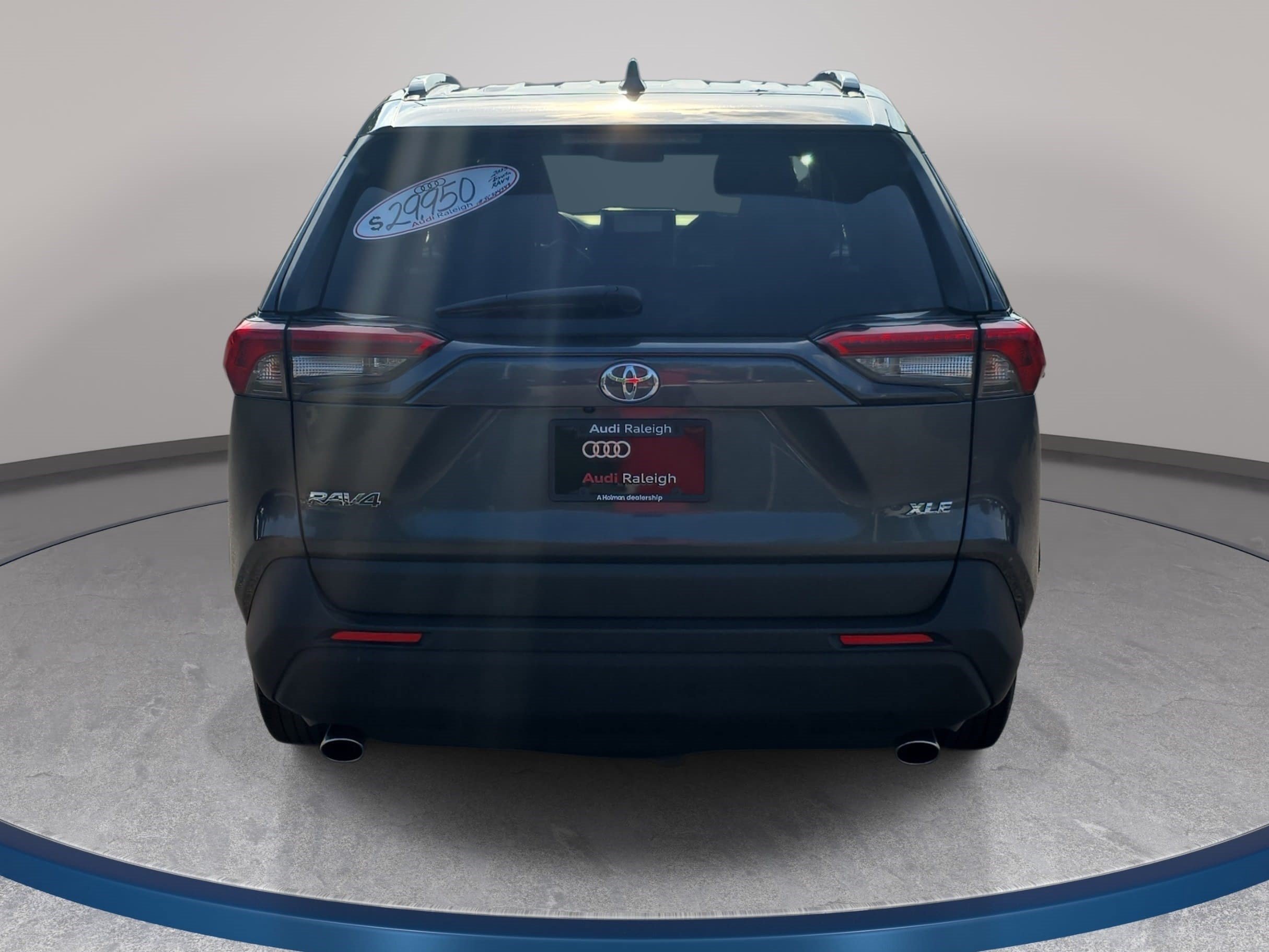 Used 2025 Toyota RAV4 XLE FWD image 6
